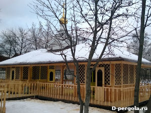 Купель для крещения с решётками